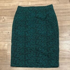 Ann Taylor green lace pencil skirt